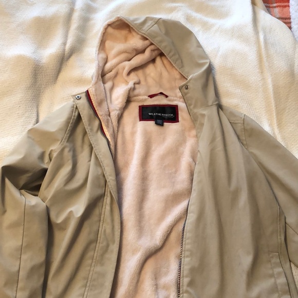 Coat - Picture 1 of 2